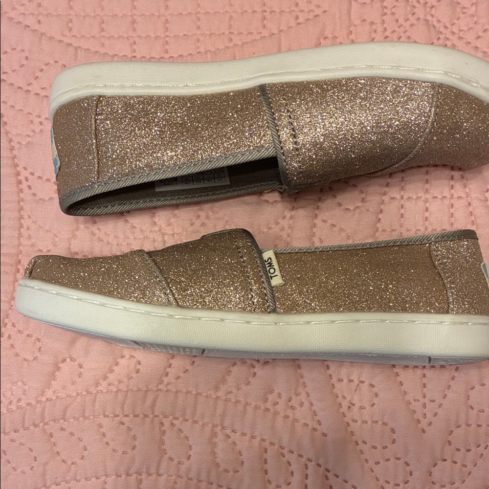 Toms Slip-On Sneakers in Rose Gold Glitter